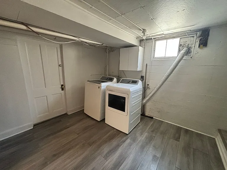 PM-254 1808 E 19th Street — Photo 13