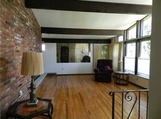 3443 Forest Rd, Bethel Park, PA 15102