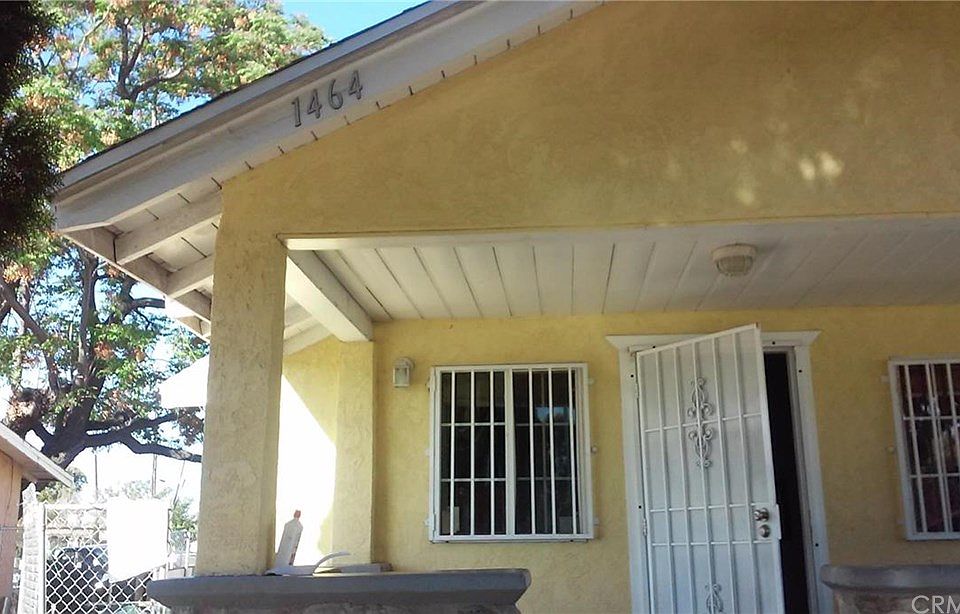 1st image of 1464 N Mount Vernon Ave