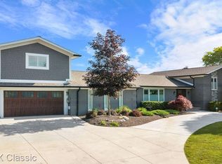 3872 Sleeth Rd, Commerce Township, MI 48382