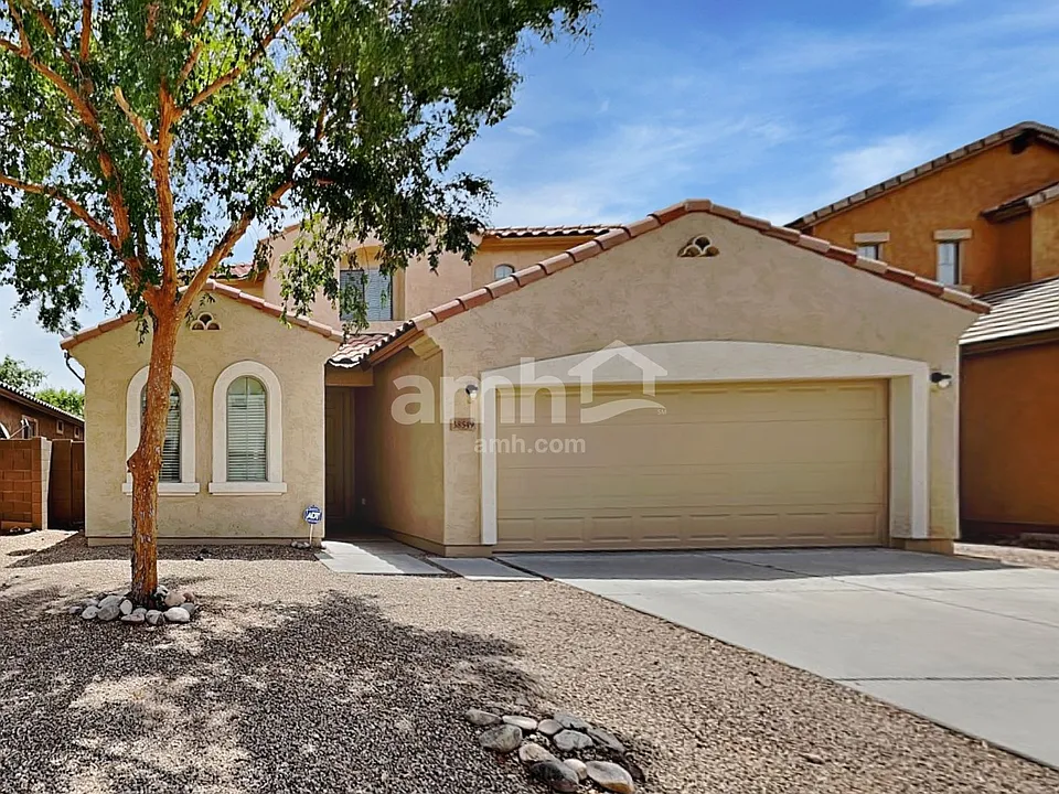 38549 N Reynosa Dr