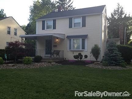 Professional Landscaping
						:
						Easy to maintain landscaping!