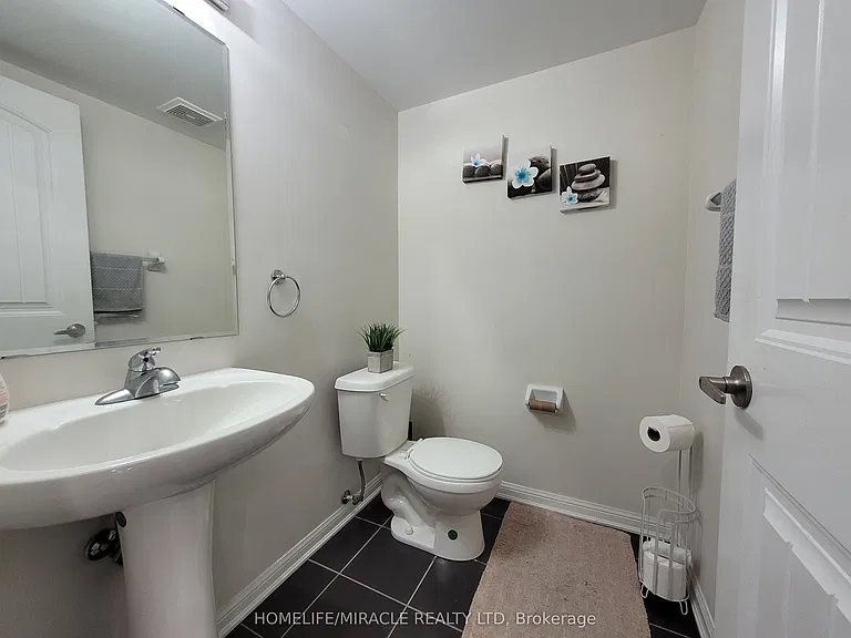 34 Donomore Dr — Photo 18