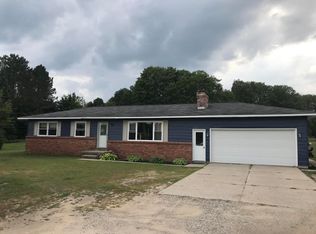 2214 Hickorywood Dr, Gaylord, MI 49735