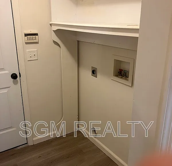 1711 Ambrose Terrace Dr — Photo 21
