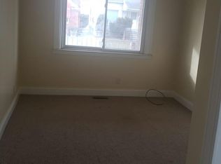 5306 Jonathon St, Dearborn, MI 48126