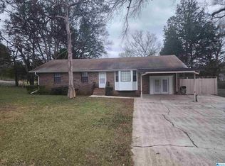 823 Sunny Lane Dr, Birmingham, AL 35215