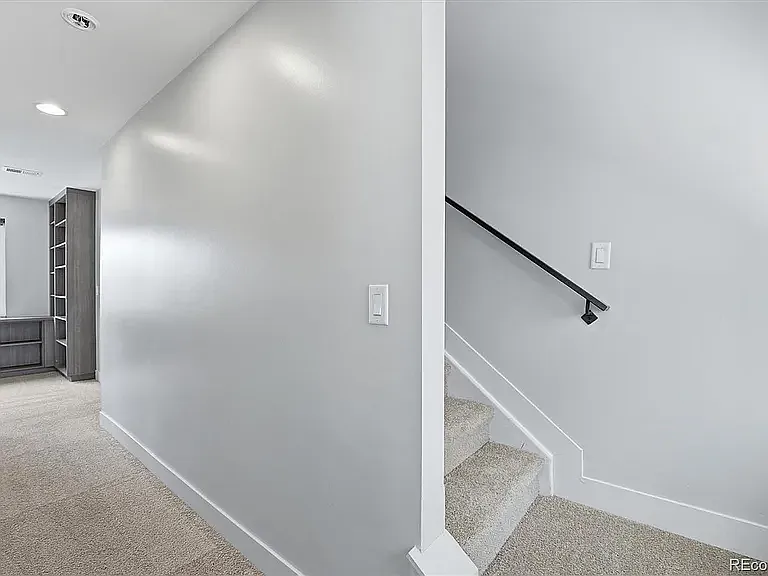 3181 Lawrence St — Photo 29