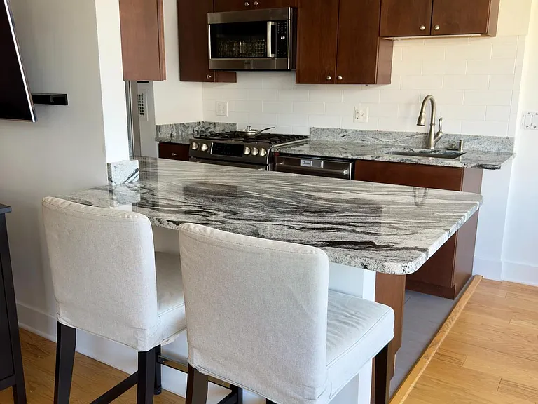 2401 H St NW #704 — Photo 2