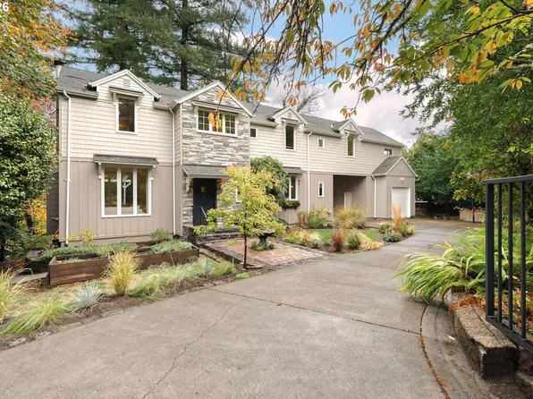6938 SE 122nd Dr, Portland, OR 97236