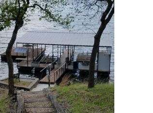 11 Overworked Dr, Climax Springs, MO 65324