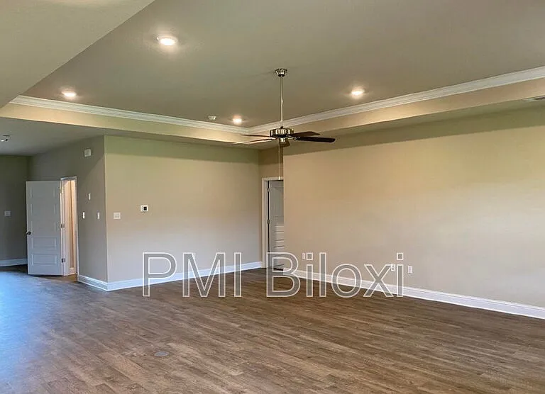 1208 Carraway Cv — Photo 4