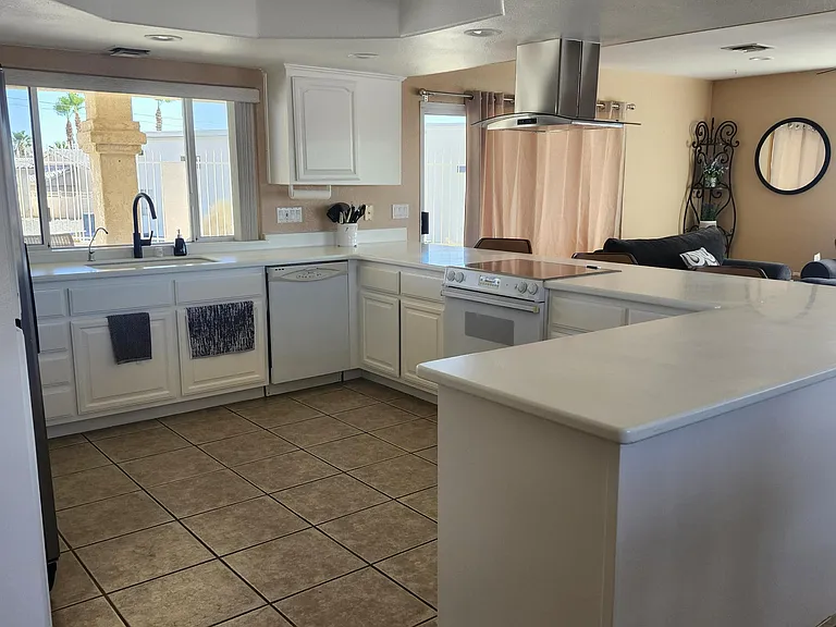 1776 Lear Bay — Photo 14