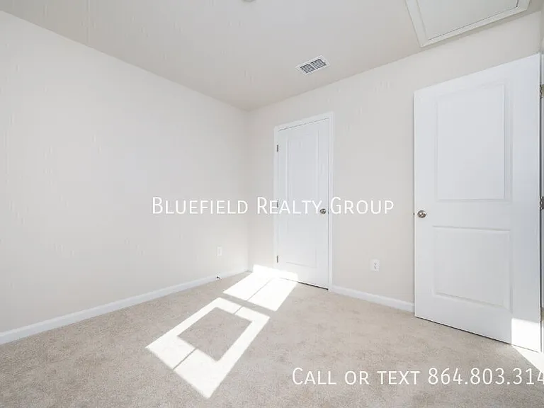 886 Cranbrook Dr — Photo 19