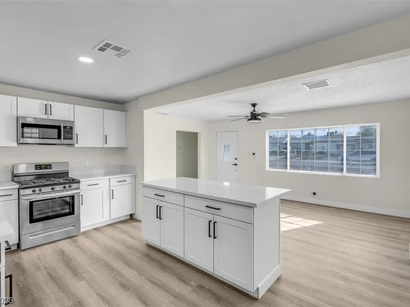 122 Fir St, Henderson, NV 89015
