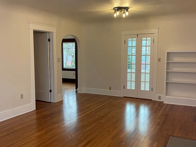 7153 Eads Ave — Photo 8