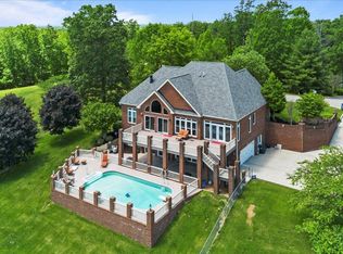 145 Brave Dr, Oneida, TN 37841