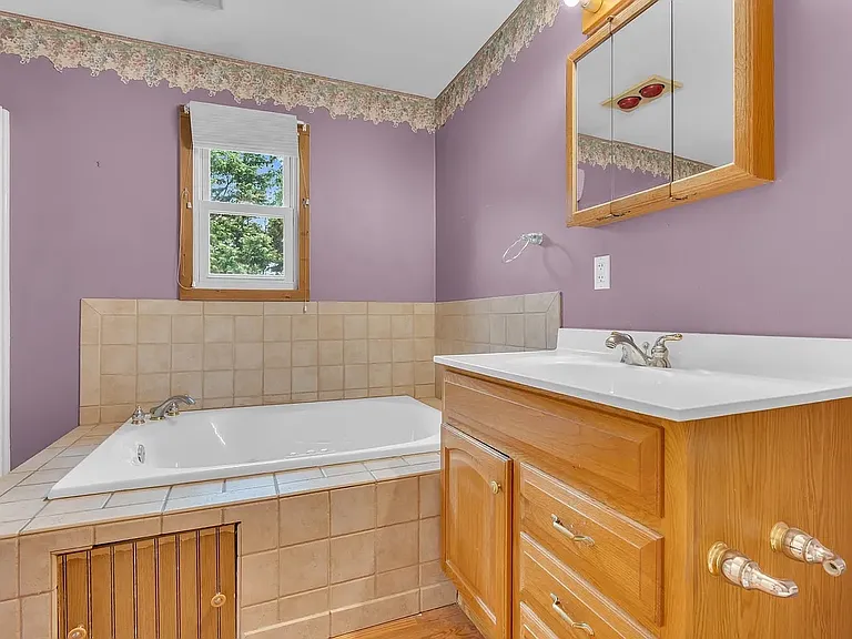 317 Beachwood Blvd — Photo 20