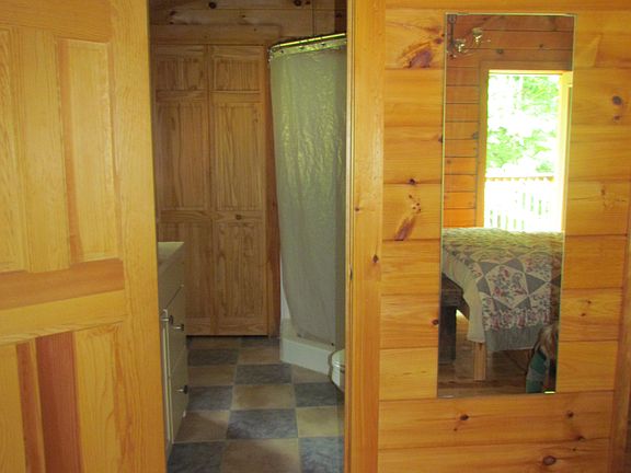 Master Bedroom to bath