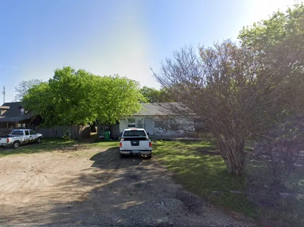 109 Lois St, Waxahachie, TX 75165
