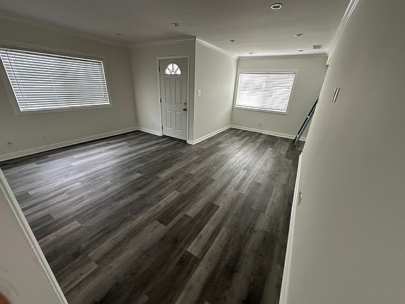 3rd image of 1605 W 223rd St
