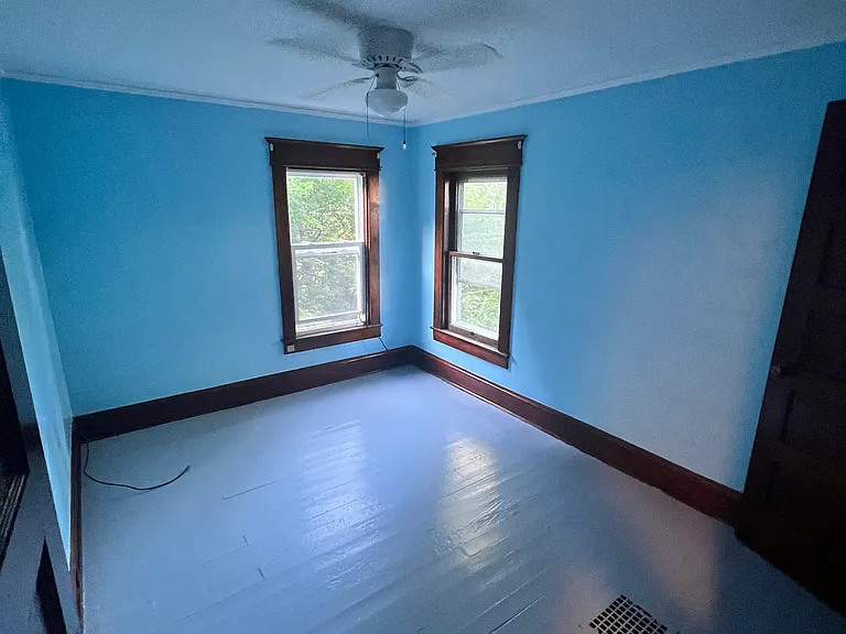 108 N Keystone Ave — Photo 10