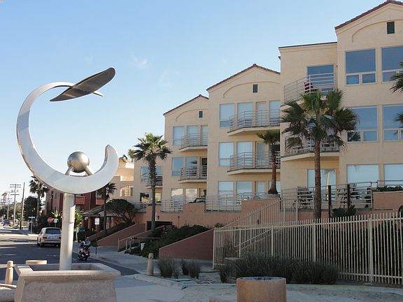 Imperial Beach Club Complex Northside