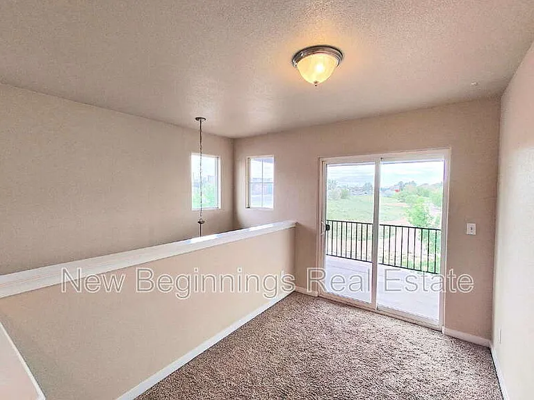 2562 Ellingwood Dr — Photo 26