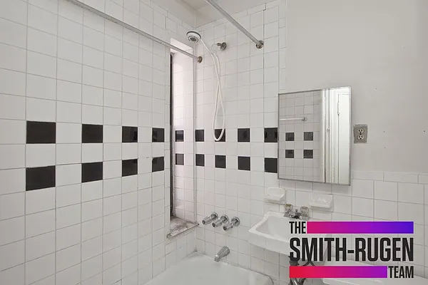 Rented by Zumper Inc | media 43