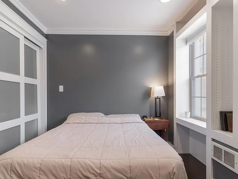 115 E Bishop St #1 — Photo 16
