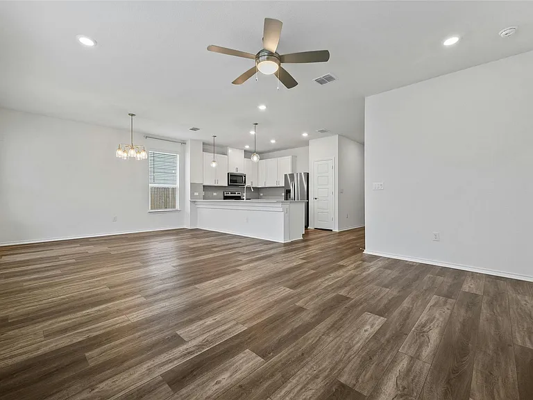 7712 Libretto Ln — Photo 4