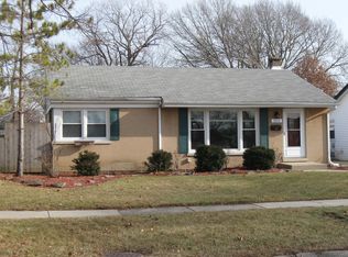 1215 S 3rd Ave, Des Plaines, IL 60018