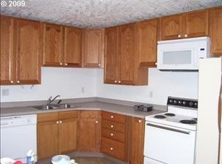 235 20th Ave, Longview, WA 98632