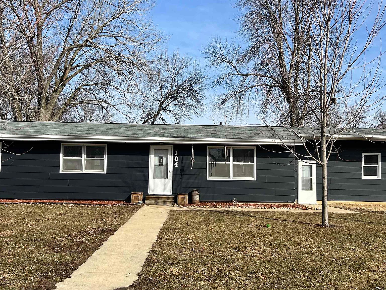 104 E Prairie St, Ionia, IA 50645 Zillow