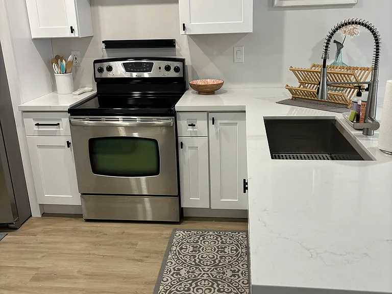 1316 E Susan Ln — Photo 7