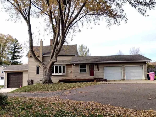 1632 Center St, New Ulm, MN 56073