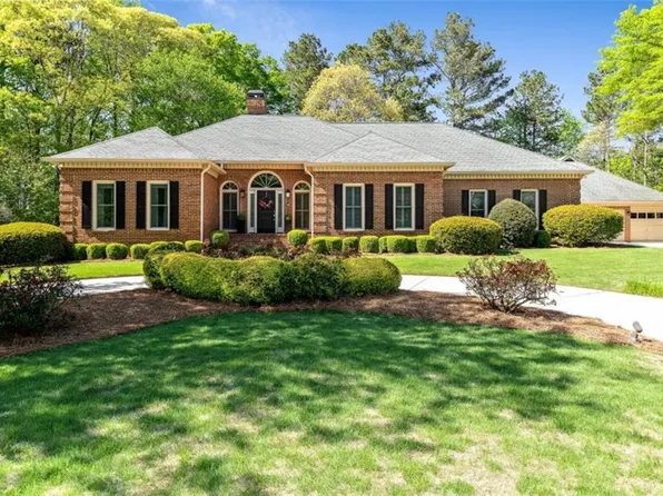 8518 Shoreview Ct, Jonesboro, GA 30236