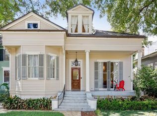 1672 Robert St, New Orleans, LA 70115