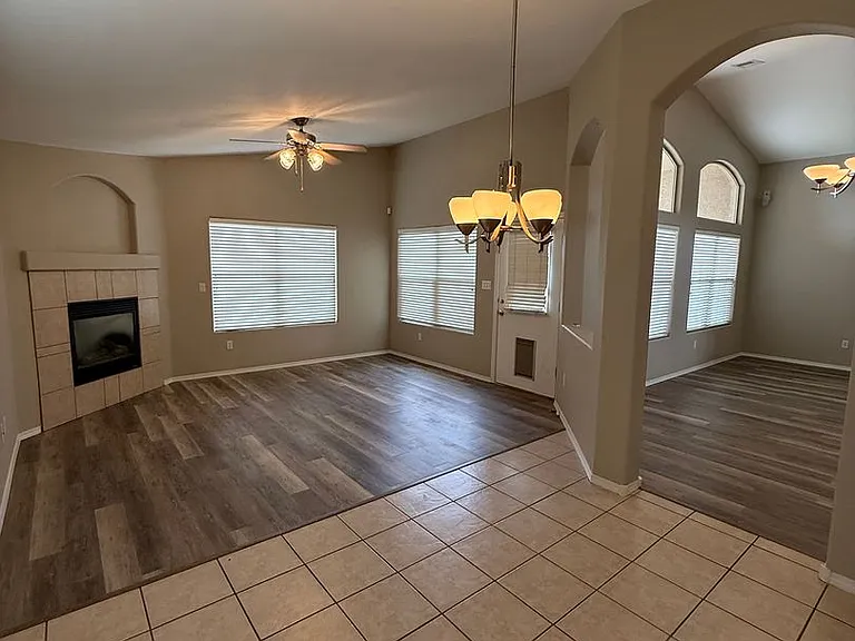 2526 Tuscan Hills Ln — Photo 10