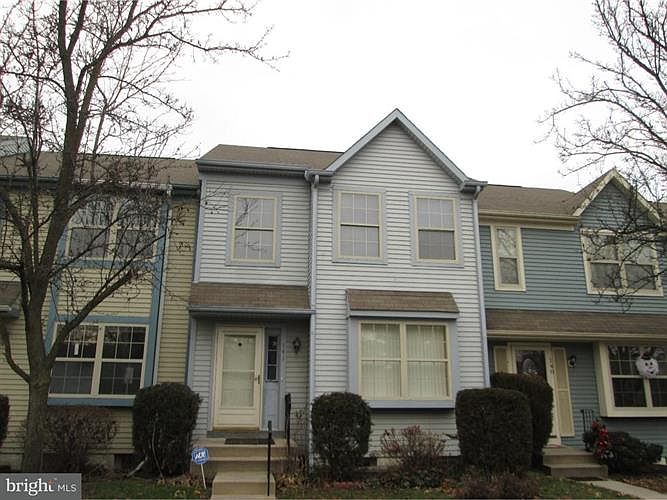 1st image of 141 Evan Ct #141