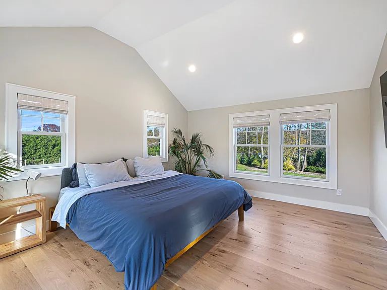148 Montauk Hwy — Photo 16