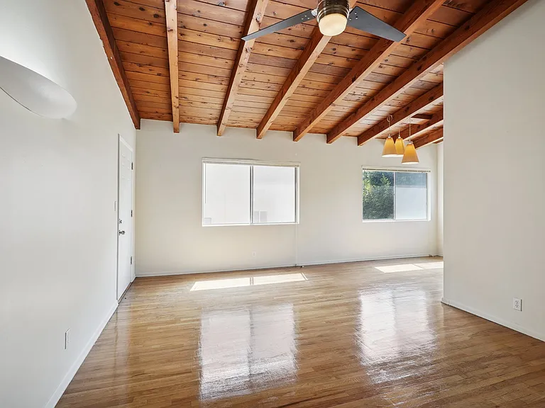 1233 Stanford St #A — Photo 3