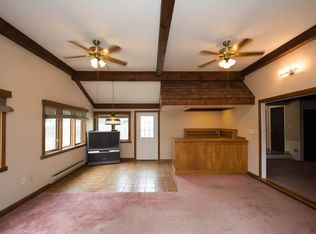 17087 Hunting Meadows Dr, Strongsville, OH