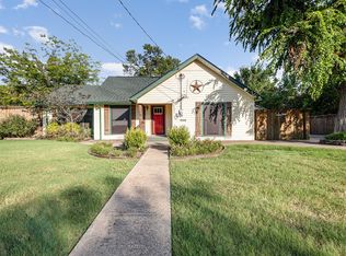 608 Cedar St, Forney, TX 75126