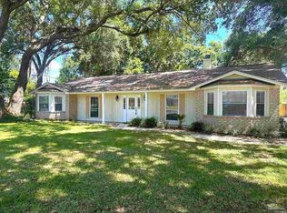 3202 Swan Ln, Pensacola, FL 32504