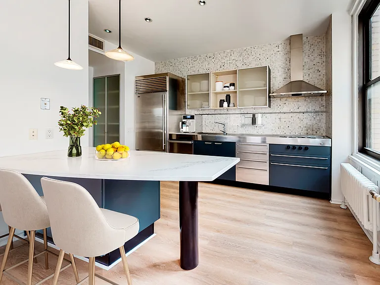 90 Franklin St #5S — Photo 8