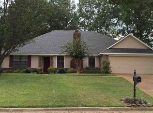 71 Springview Dr, Brandon, MS 39042