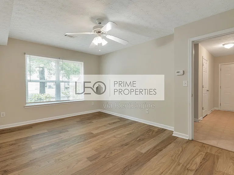 3168 Meadow Point Dr — Photo 7