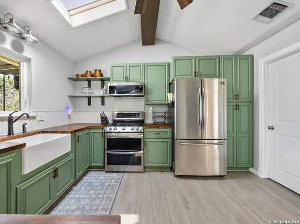 207 Greycliff, Live Oak, TX 78233