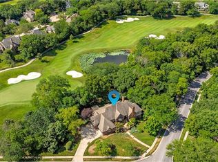 10720 S Cedar Niles Cir, Olathe, KS 66061